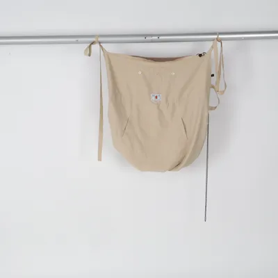 Porte-bébé (Marron, Beige) de MAM