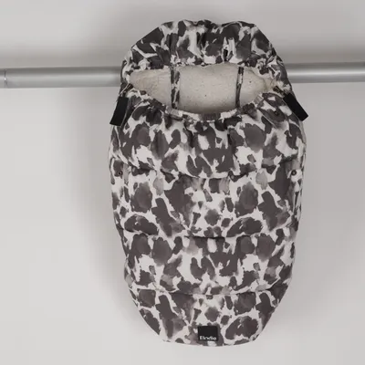 Chancelière (Blanc, Gris, Noir) de Elodie