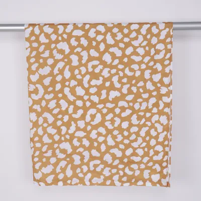 Shower curtain (Yellow, White) from Rusta Home