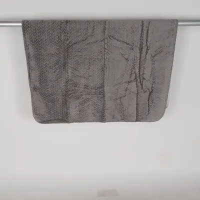 Plaid (Sherpa Plaid Smeviken) de Kosta Linnewäfveri