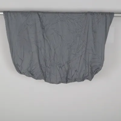 Housse de matelas (Gris) de Amazon Basics Polyester