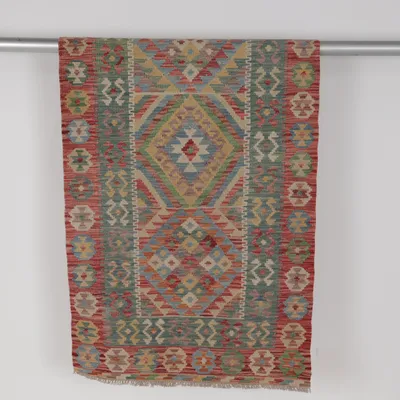 Oriental carpet (Red, Blue, Green, Multicolored)