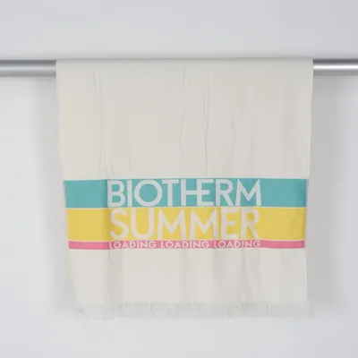 Handduk (Vit, Gul, Grön, Rosa) från Biotherm Bomull