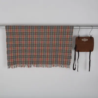 Picknickfilt (Beige, Svart, Röd) från Techologio de Monterrey