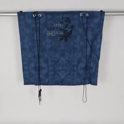 Roll-up curtain (Blue) from Svanefors Cotton