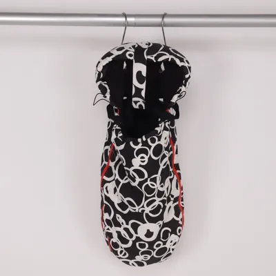 Åkpåse (Svart, Vit, Röd) från The Buppa Brand