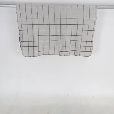 Couverture (Blanc, Gris) de Jysk Polyester