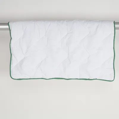 Täcke (Vit, Grön) från Rätt Start Ekologisk bomull, Polyester