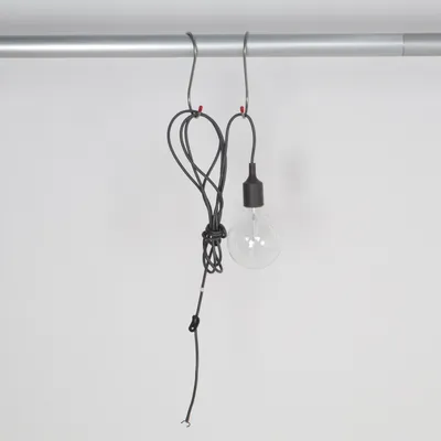 Loftlys (E27 Socket Lamp) fra Muuto