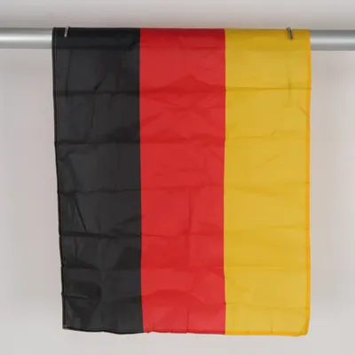 Vlag (Zwart, Rood, Geel)