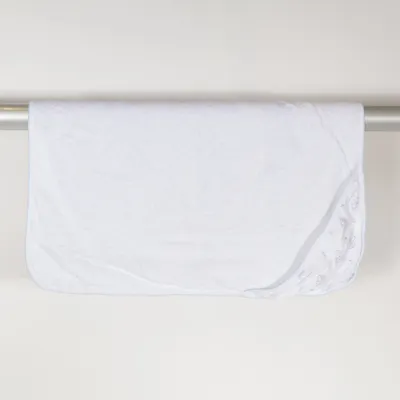 Cape de bain (Blanc) de Kissy Kissy Coton