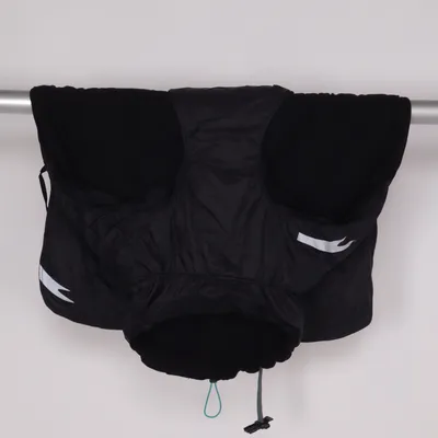 Hundtäcke (Svart) från Hurtta