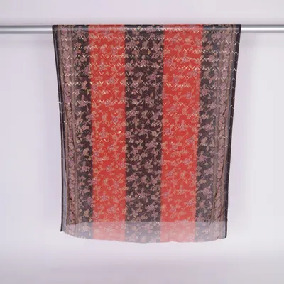 Stoffen (Zwart, Rood, Meerkleurig)