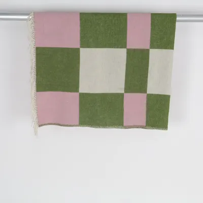 Couverture (Vert, Rose, Blanc) de Arket x Klippan Laine