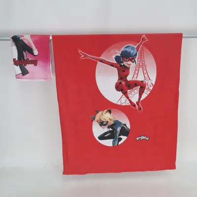 Bed set (Red, White, Black) from Miraculous Cotton