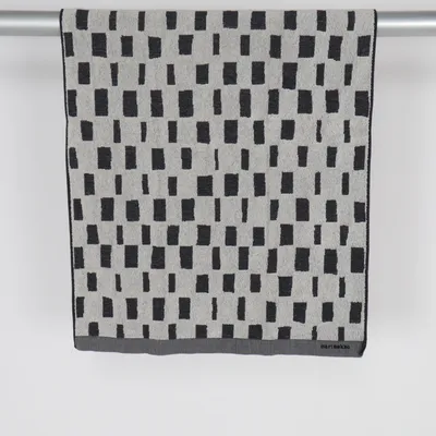 Bath towel (Black, White) from Marimekko Cotton