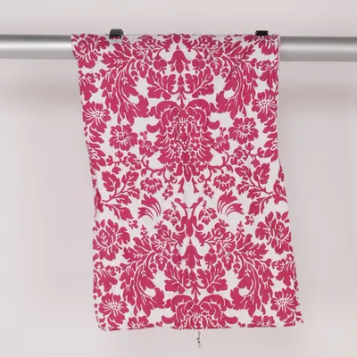 Textil (Vit, Röd, Flerfärgad)