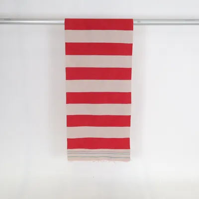 Short pile rug (Red, Beige)