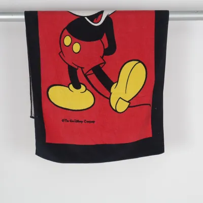 Beach towel (Red, Black, Yellow) from Disney