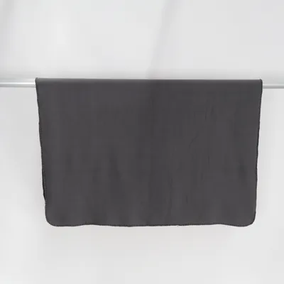 Couverture (Isak) de Noble House Polyester
