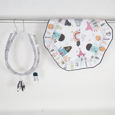 Baby gym (Little Village) from Beemoo