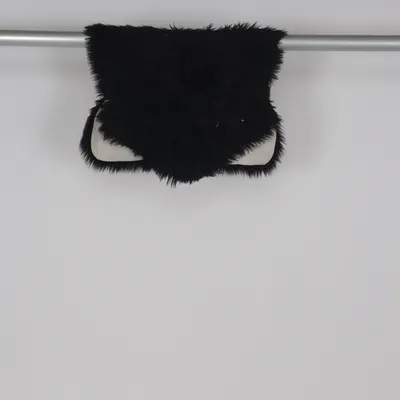 Hoogpolig vloerkleed (Zwart)