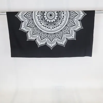 Textil (Svart, Grå, Vit)