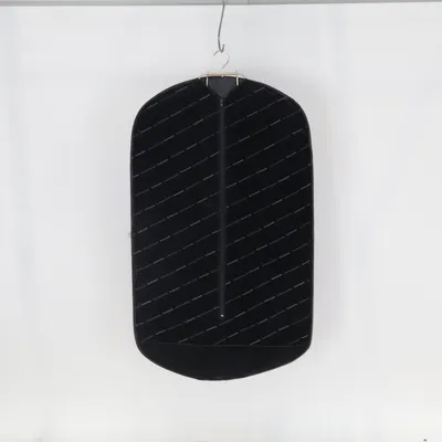 Resegarderob (Svart, Vit) från Stadshypotek