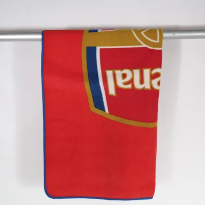 Tæpppe (Rød, Blå, Gul) fra Arsenal Polyester