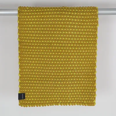 Tapis tissé (Jaune) de Remember Coton