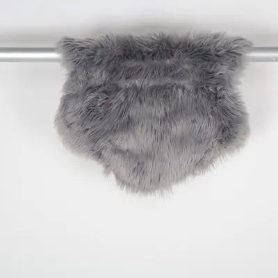 Trasmatta (Taks lambskinn) från Faux Akryl, Polyester