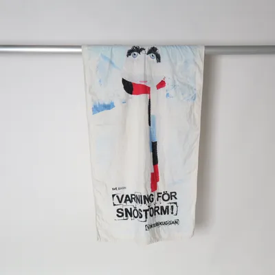 Handduk (Vit, Röd, Blå, Svart) från SVT Barn Bomull