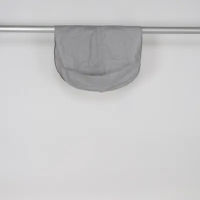 Resegarderob (Grå) från Toss