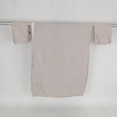 Parure de lit (Beige, Blanc) de Presence