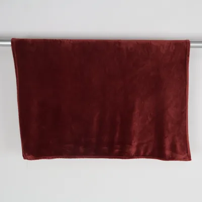 Blanket (Red) from Åhléns Polyester