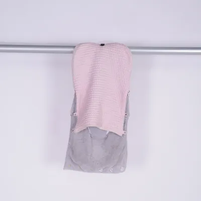 Voetenzak (Roze, Grijs) van Koeka