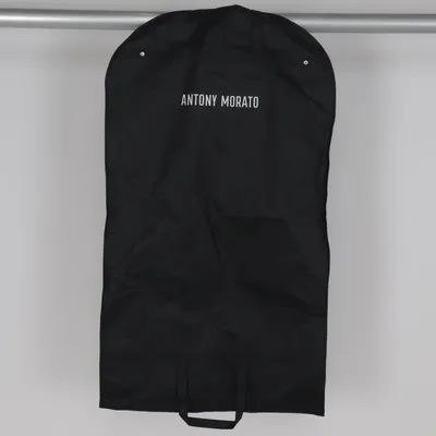 Resegarderob (Svart) från Antony Morato