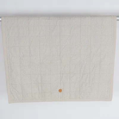 Överkast (Beige, Vit) från Ferm Living Ekologisk bomull, Polyester