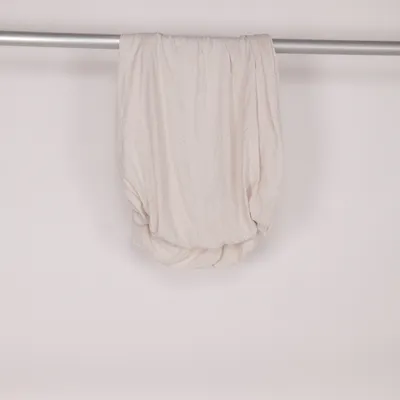 Dra-på-lakan (Beige) från Novitesse Bomull