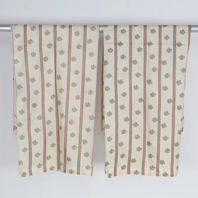 Gardin med rynkebånd (Beige, Blå, Brun)