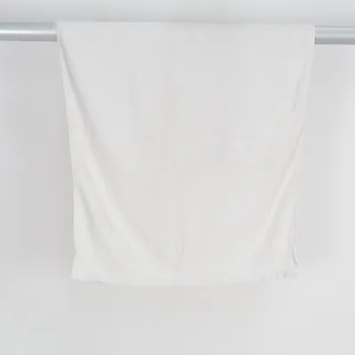 Bath towel (White) from Sir Henry Cotton