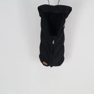 Chancelière (Noir) de Voksi Coton, Duvet, Faux cuir, Plume, Nylon, Laine