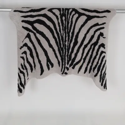 Tapis à poils longs (Noir, Beige)