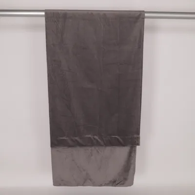 Mörkläggningsgardin (Grå) från DollarStore