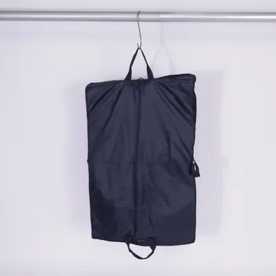 Resegarderob (Blå) från Suitsupply