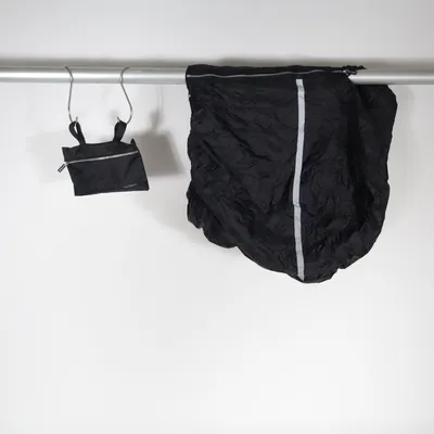 Couverture de poussette (Noir) de Tiny Travel