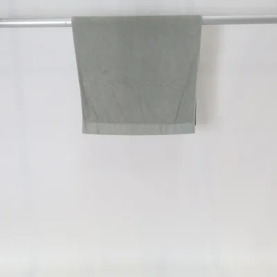 Bath towel (Gray) from H&M Home Cotton