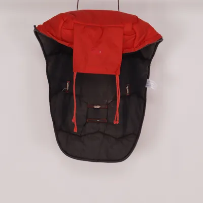 Åkpåse (Grå, Röd) från Voksi