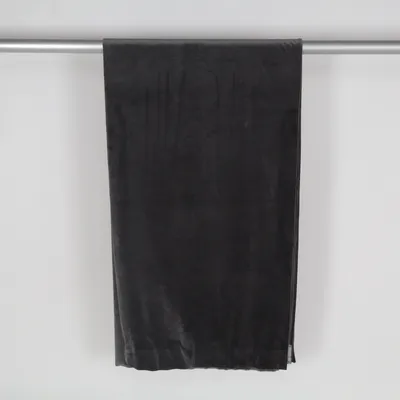 Gardin med rynkebånd (Grå) fra Mio Polyester