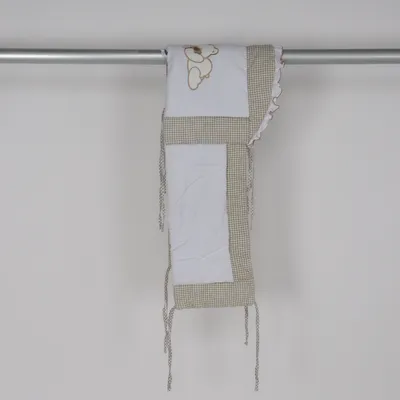 Cot bumper (White, Beige) from Mamo-Tato